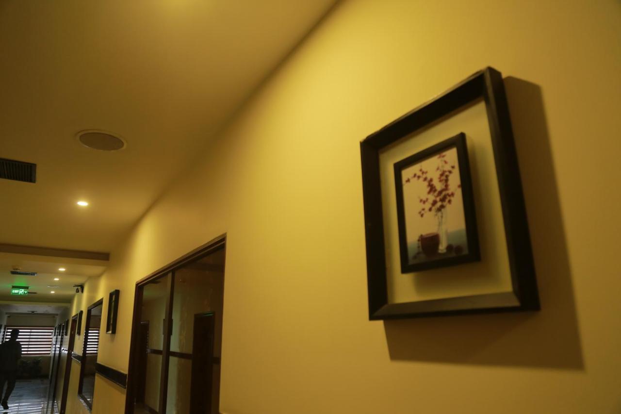 Hotel Jyothis Regency بلكاد المظهر الخارجي الصورة